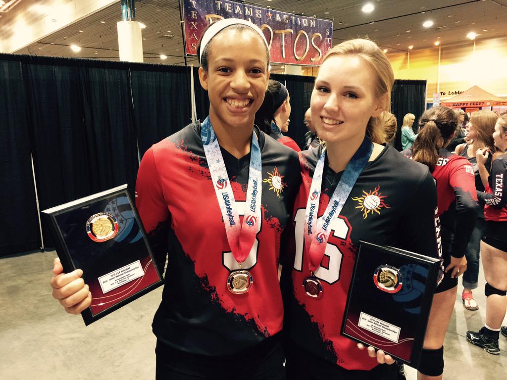 tximg's tweet photo. Our Image Girls Received All Tournament Team!
Congrats Capri & Sabrina❤️ #GoImage #ImageFamily4Life http://t.co/tY0kQ3yRxW