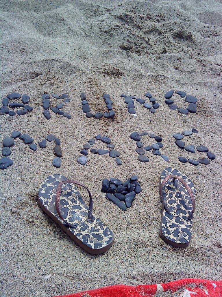 Claudia4Mars's tweet photo. @BrunoMars You know that I love you??? 💘 #MyLilHawaiiano #MissYouMuch 💓 http://t.co/28j4ZfBsfP