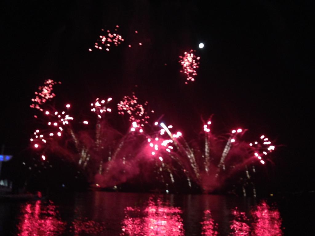 MECBrumby's tweet photo. Fireworks! #mecatcannes 
@Cannes_Lions Thank you for this great festival. http://t.co/3YVKfuUXD7