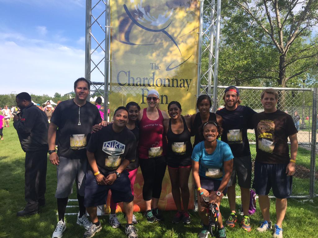Aksmith625's tweet photo. #wineatthefinishline http://t.co/0S93C1bwZQ