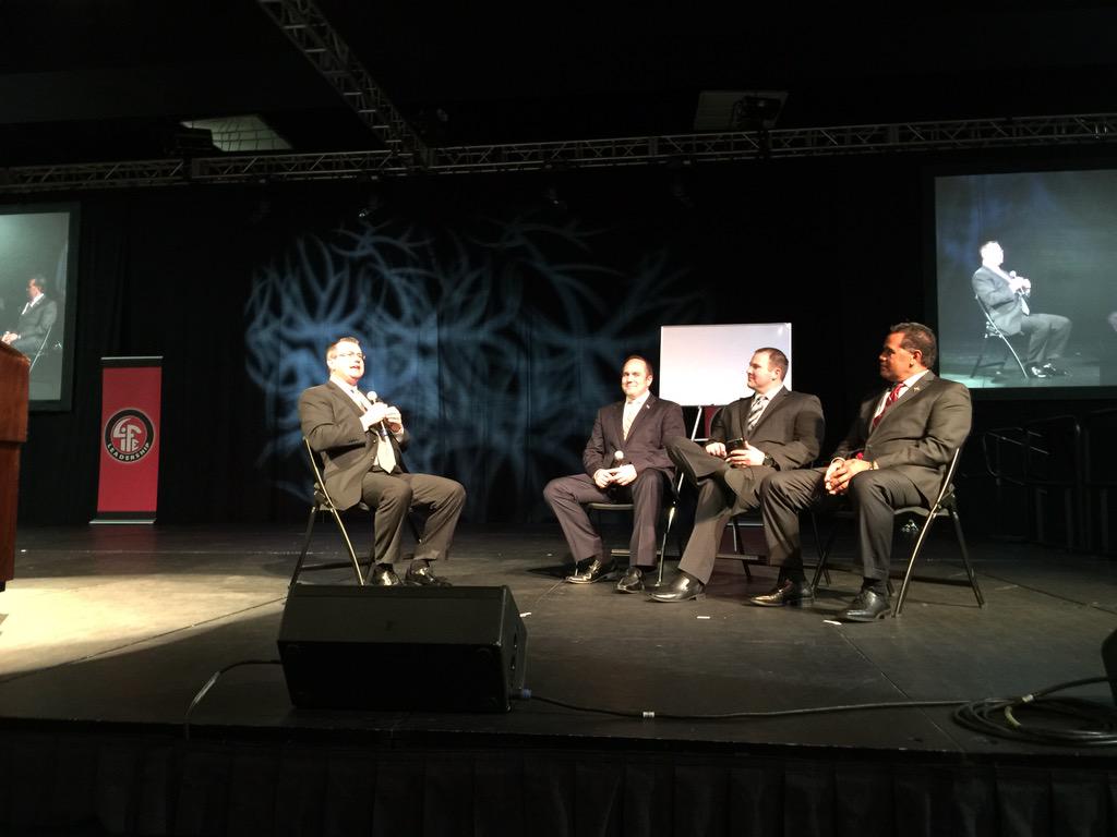 robby_palmer's tweet photo. The man @Orrin_Woodward using one of his talk times to interview the fastest of the fast!! #lovelifeleadership http://t.co/tyZVi9GOty
