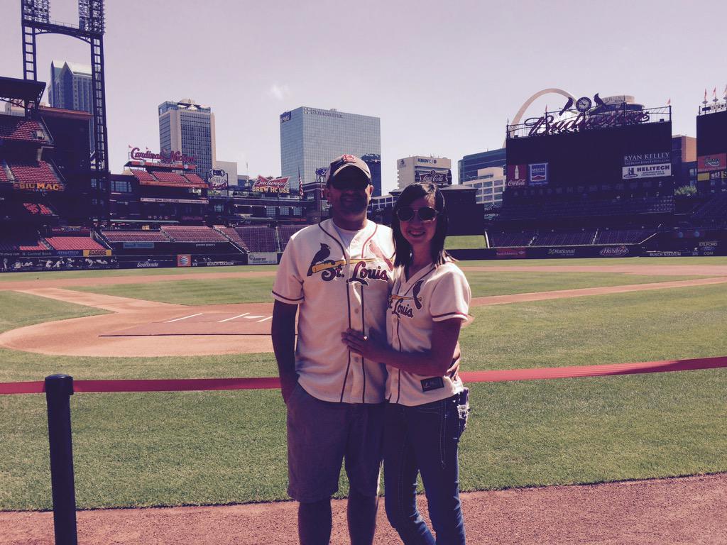 wesselmo05's tweet photo. No place better than Busch Stadium! #CardsCubs http://t.co/NiXpzZLKik