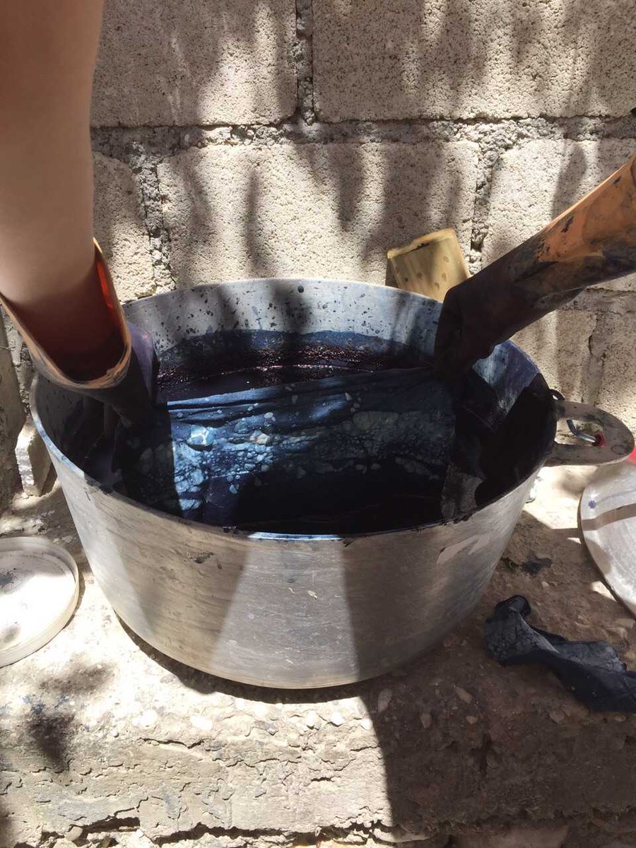broadway2's tweet photo. Natural Dying happening Indigo at the #DOThaiti http://t.co/eaPao7bzJH