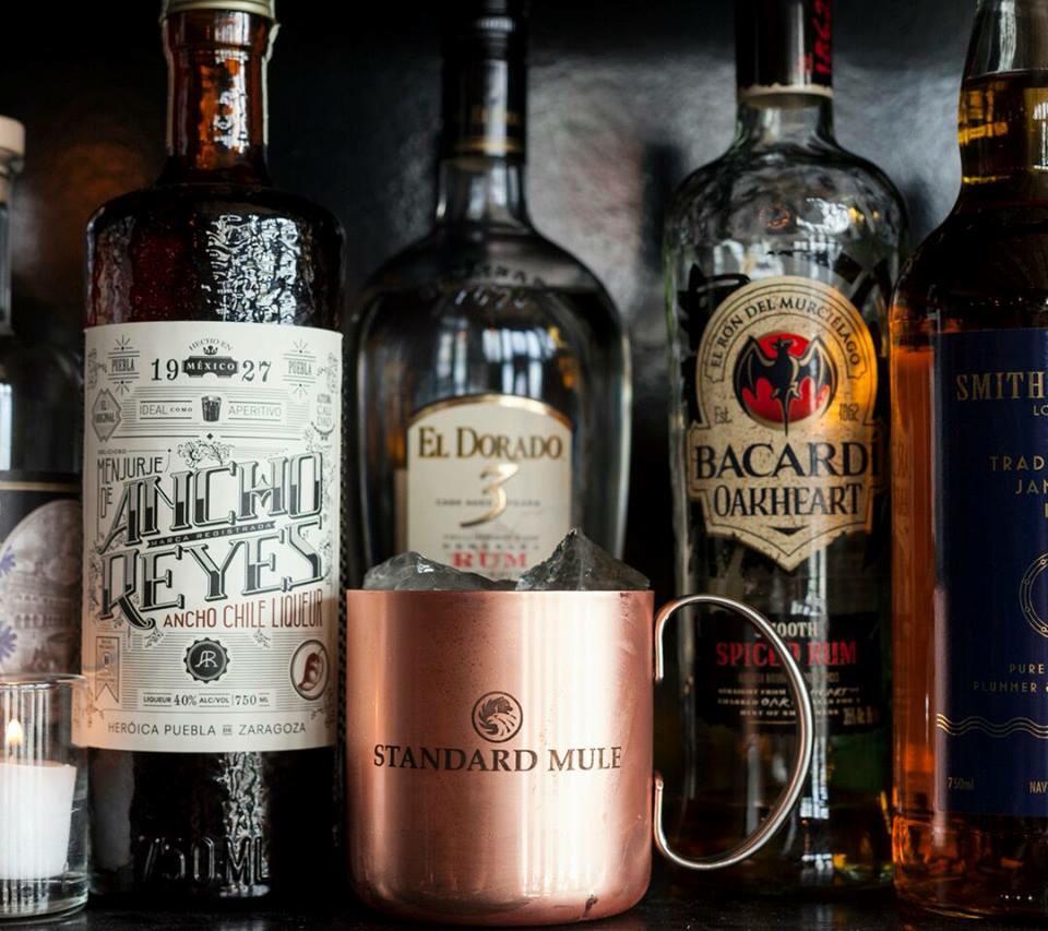 HARRYVELVETROOM's tweet photo. It's #Saturday. The only decision you should have to make is bottle or glass. Harry believes in freedom of choice ;) http://t.co/I7AQ4OWxgX