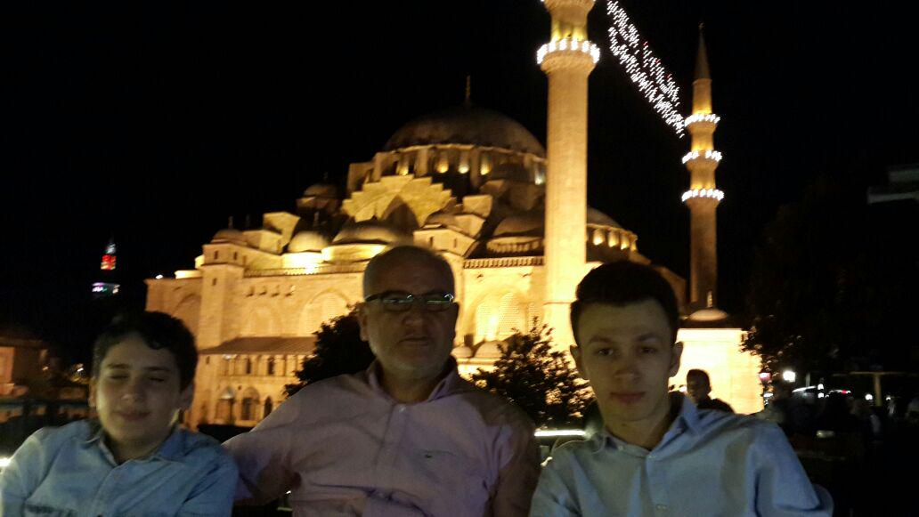 Suleymaniye de SAHUR Mehmet Zahid ve Yavuz Selim Genç ile.
