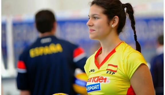 La central española Mabel Caro abandona CVB Barça para jugar en el Dauphines Charleroi belga