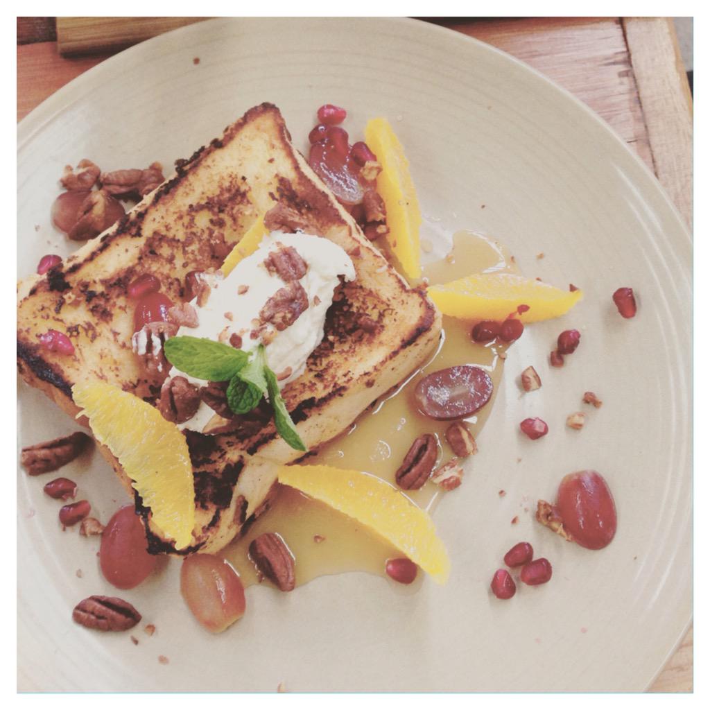 French toast on a cool Sunday morning <a href="/CommonfolkCC/">Commonfolk</a> <a href="/morningtonpen/">Mornington Peninsula</a> <a href="/GourmetTweets/">Gourmet Traveller</a> <a href="/Delicious/">Delicious</a> <a href="/foodandwine/">Food & Wine</a> <a href="/emmalea13/">Emma De Fry</a>