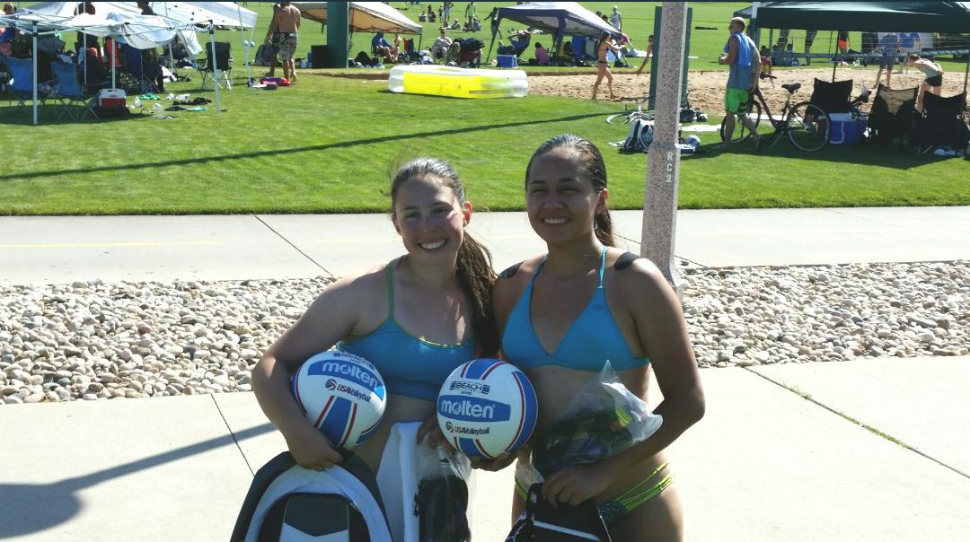 erin_nicole_55's tweet photo. 3rd in Women's Open with this chick ❤ #youngones #csuclassic http://t.co/dC2sRWcsT3