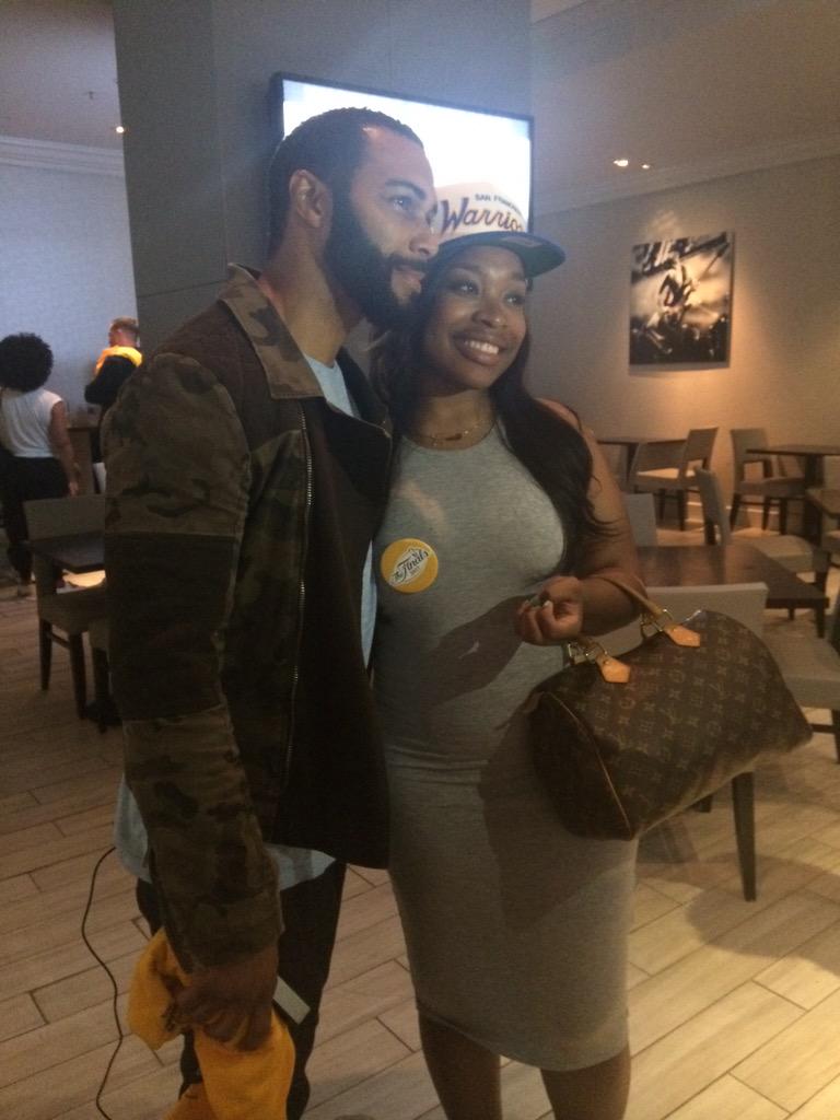 jazminjanae's tweet photo. I may post this every Saturday ππ #Ghost #88FALIFE http://t.co/1JGfoYDGoK