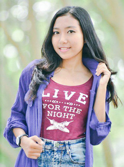 RLarasary's tweet photo. Senyum aja http://t.co/7ahmxAEXFg