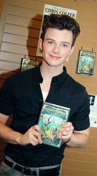 colferpics's tweet photo. Aye why r u so cute?!?! @chriscolfer http://t.co/cuZE1cqSTj