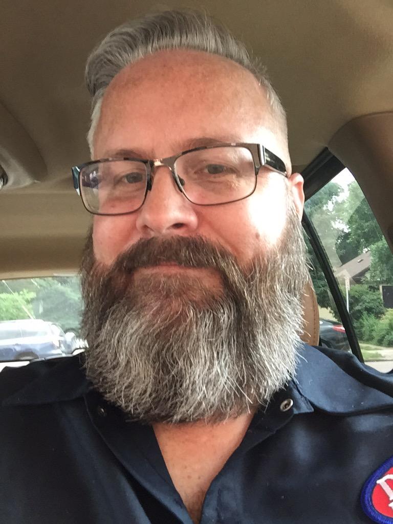 For those of you unaware I joined the FaceBooks: 
facebook.com/permalink.php?…

New look by <a href="/IvywildBarber/">Lincoln st. Barbers</a>!