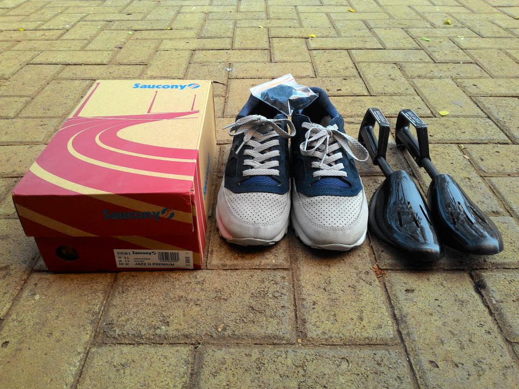 AchyarAFG's tweet image. WTS SAUCONY JAZZ USED 8,5/42 FREE SHIPPING + SHOESADDLE ! IDR 1,1JT BU ! WA : 081286018373, bantu up min. Makasih 😊😊