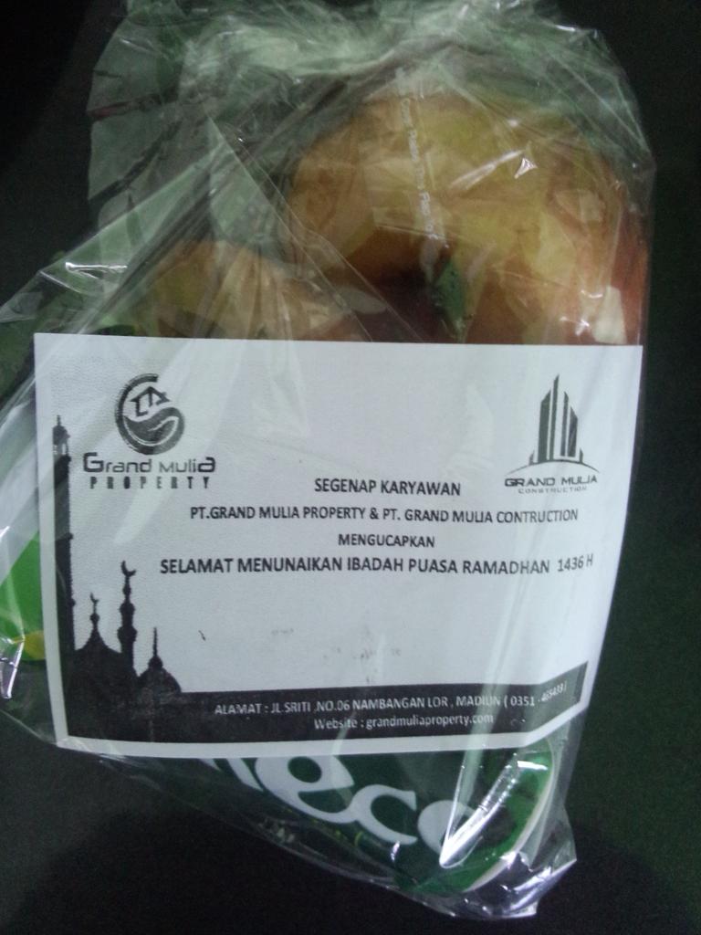 grand_mulia's tweet photo. Grand Mulia Property berbagi ta'jil http://t.co/JAlYPWWMMm