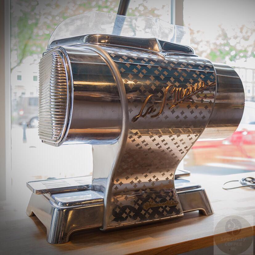 Sheer beauty! La San Marco model 150 'Lollobrigida' 1952 equiped with Arduino group.