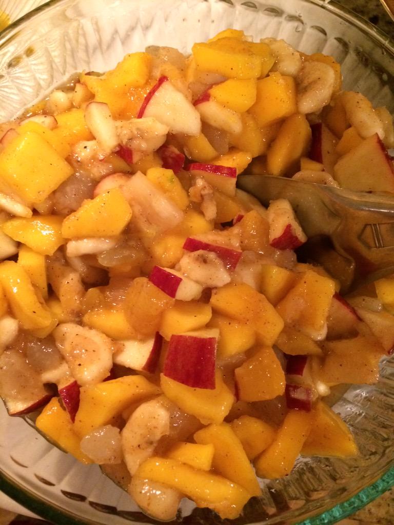 SonyzkhansKhan's tweet image. #fruitchat #iftartime 😋😋