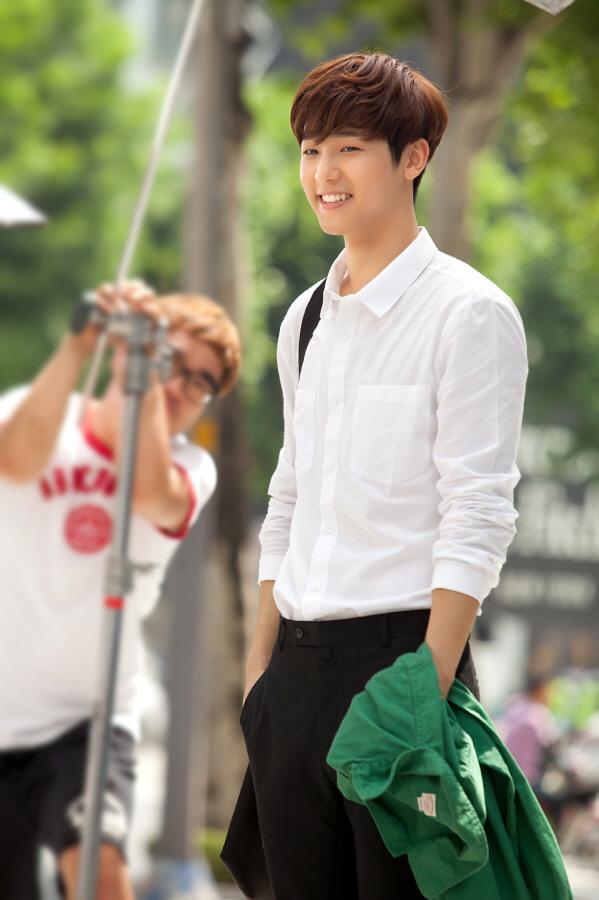 \"IndoKoreaRP: Happy Birthday Kang Min Hyuk CNBLUE!!     Sukses terus untuk karirnya. 