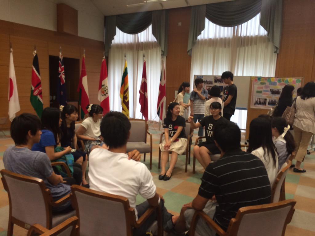 swy27Japan's tweet photo. 【実況】分科会ブースも盛況です🎵
寄港地、ナショナルプレゼンテーション、言語の3つに分かれています
#swy http://t.co/RL14GaOoX3