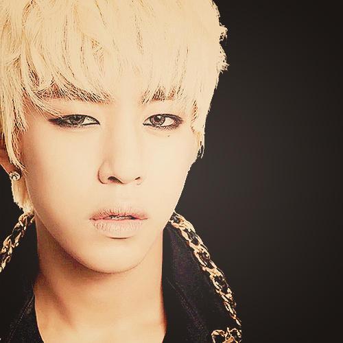 Ini yg katanya mirip alien v. Gak mirip ah...\"IndoKoreaRP: Happy Birthday Jung Dae Hyun B.A.P!   