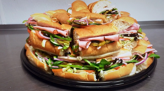 SUBWAYArabia's tweet image. It’s finally #Thursday! Celebrate with the #family over a #SandwichPlatter during #iftar! Photo Credit: guchie17