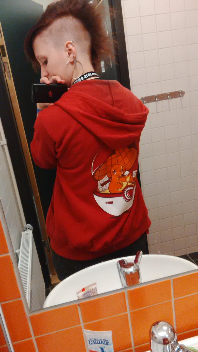 Ellociraptor's tweet photo. Today's outfit: Kingdom Hearts and pokémon. #multicon2015 http://t.co/IVsrCF5JjS