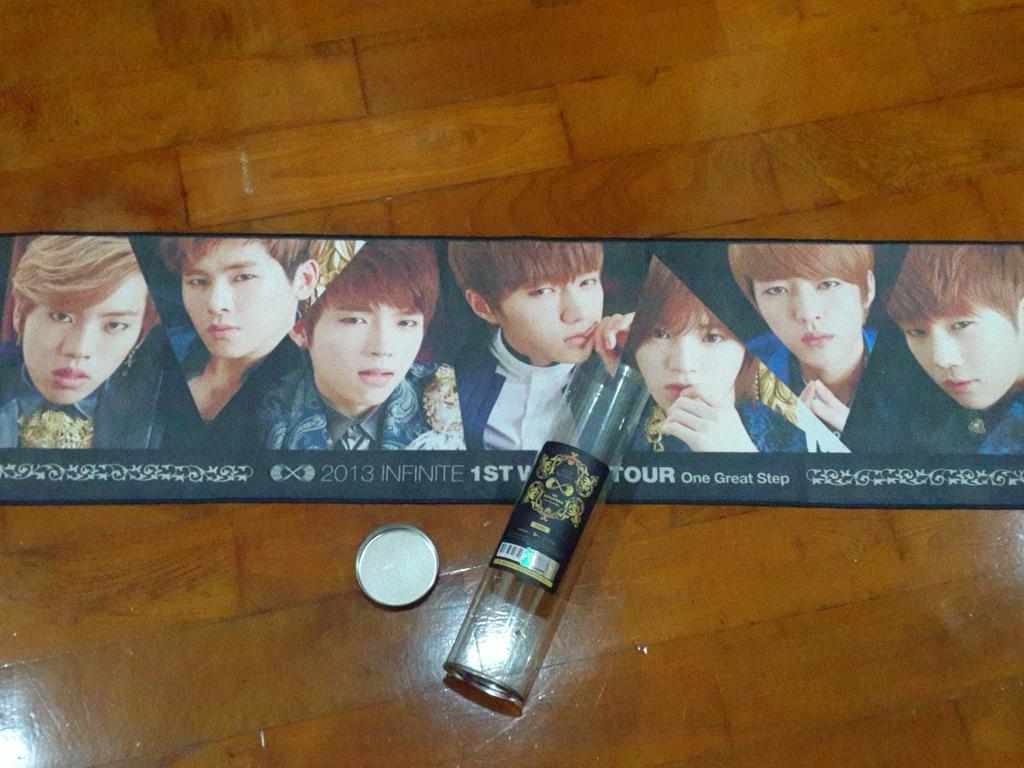 sfkxkgl's tweet photo. @nnan0707  (พลีสรีทวิต🙏) ขายอัลบั้มอฟน.ตามรูปเลยคะราคาบวกค่าส่งแล้วนะคะขอบคุณคะะะ http://t.co/Qpi9v1mDik