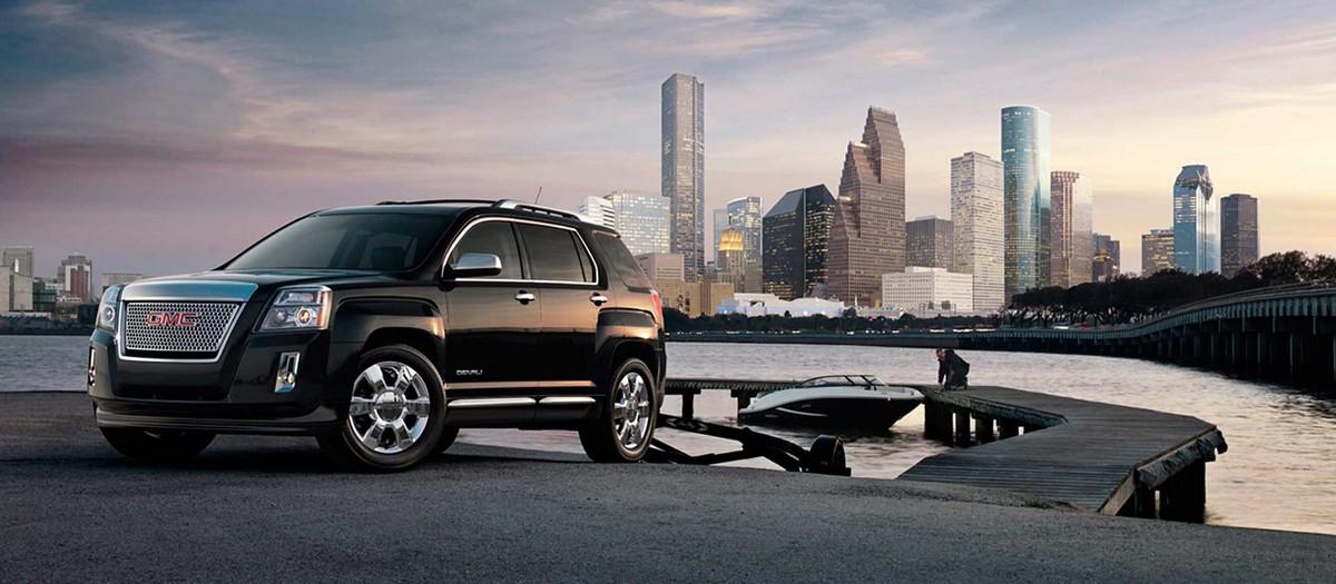 GmcQatar1's tweet photo. بلون الكاربون الأسود #تولى_القيادة. #تيرين
#AssumeCommand in Carbon Black. #Terrain http://t.co/hax0EAvMQX