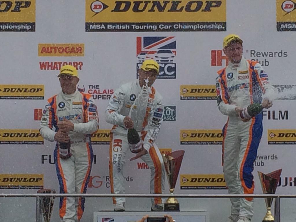 Champagne time for <a href="/Official_WSR/">WSR</a> ! <a href="/CollardRob/">Rob Collard</a> <a href="/samtordoff/">sam smith</a> #IHGracing
