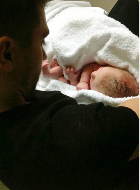 PrinceyUJWorld's tweet photo. The first time JJ held Princeton π #PrincetonJAlexander #JJHamblett #BabyHamblett #FirstCuddle #FatherAndSon http://t.co/Y8GhgUOzx4
