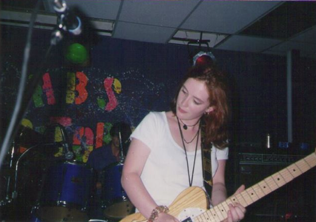 Tim_Sliwinski's tweet photo. Rachel Goswell (Slowdive) @ the Hollywood Auditorium, 1993 

By Jason Markin http://t.co/mBB1V5H6zt