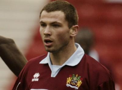 Happy Birthday to former  & defender Phil Bardsley! 