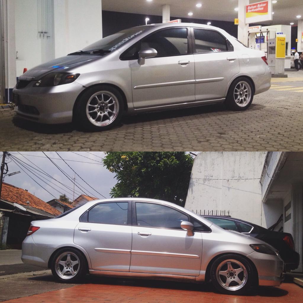 For sale honda city idsi thn 2004. 
Buka harga 95 nego. 
Lokasi jakarta selatan 
Contact : 0819 05058497