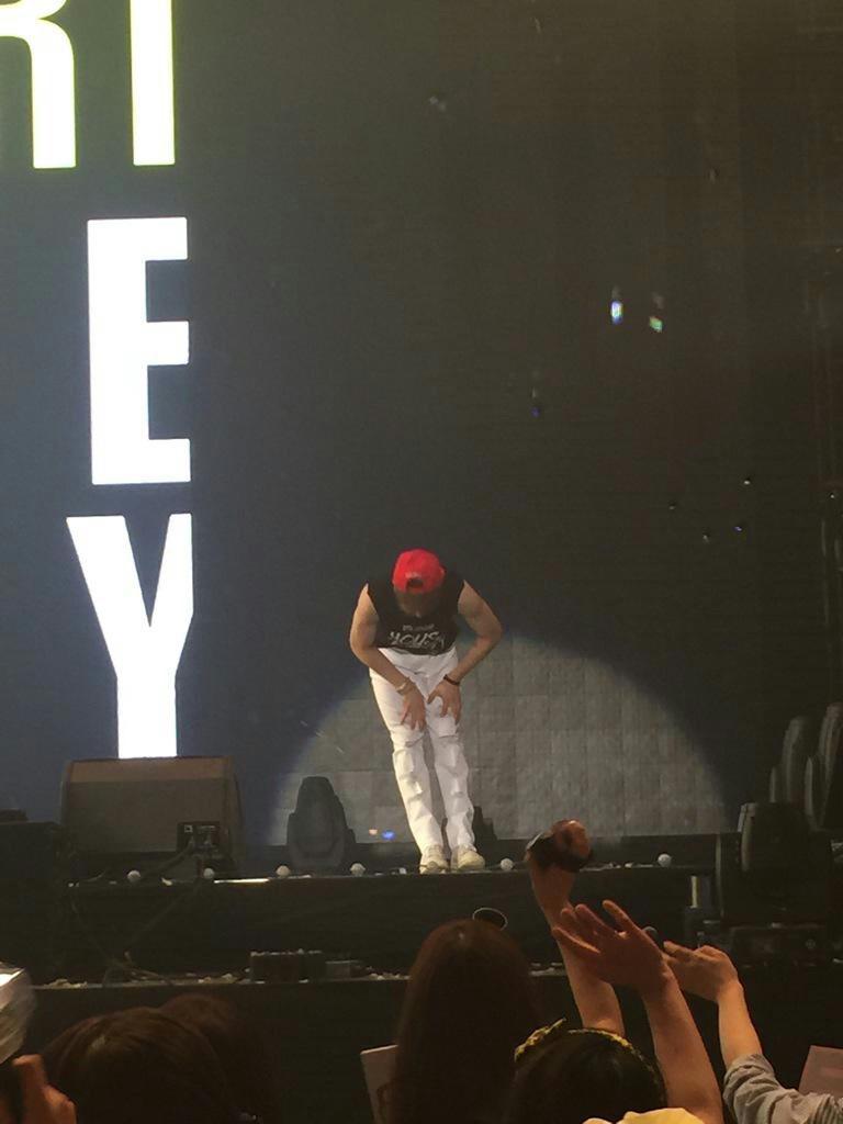 khunnleO424's tweet photo. HOUSE PARTY!! http://t.co/6rwoVFfyMq