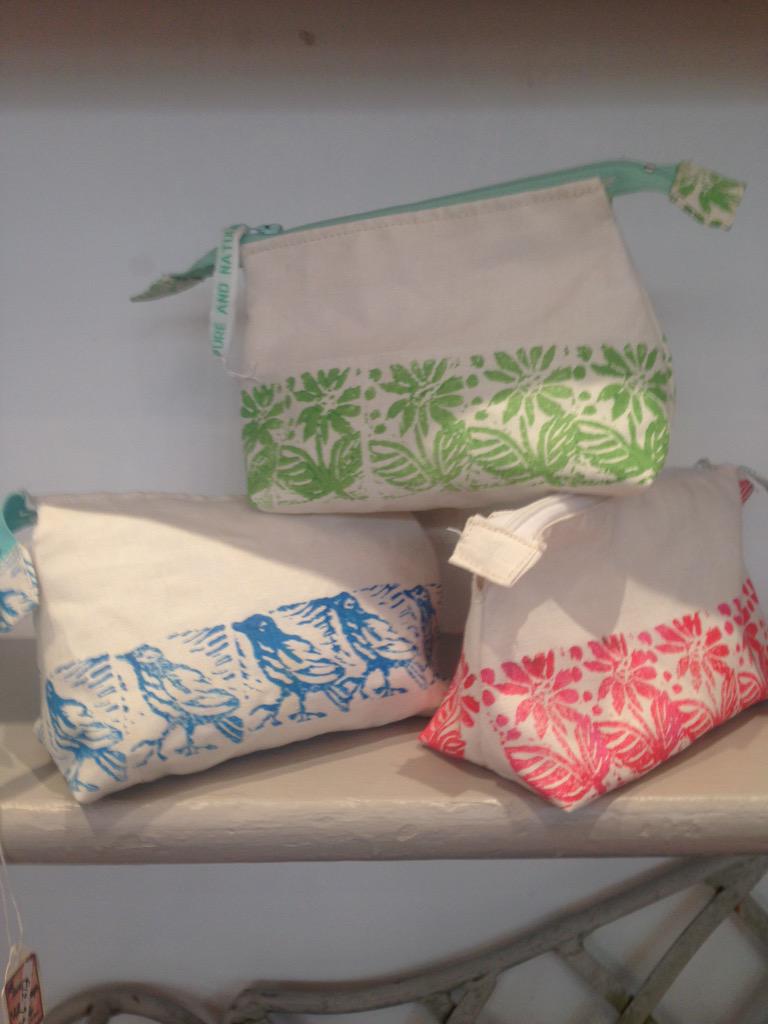 silversheep1's tweet photo. Handmade from vintage French linen then hand blocked printed. Just in! http://t.co/kbroIzdTts