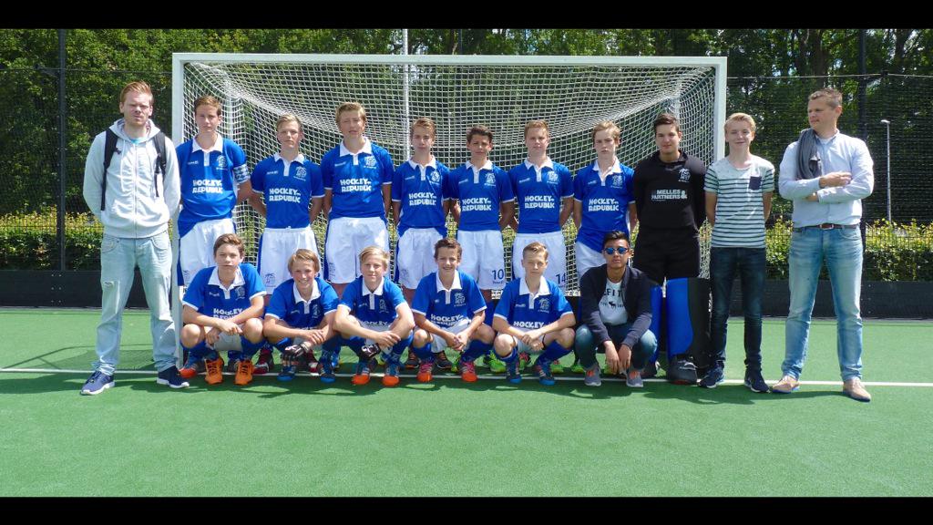 Kampong JB1 seizoen 2015 - 2016
De voorbereiding in juni.