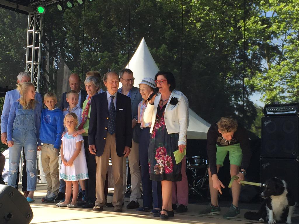 De familie Dor wordt onthaald op Plein Publiek