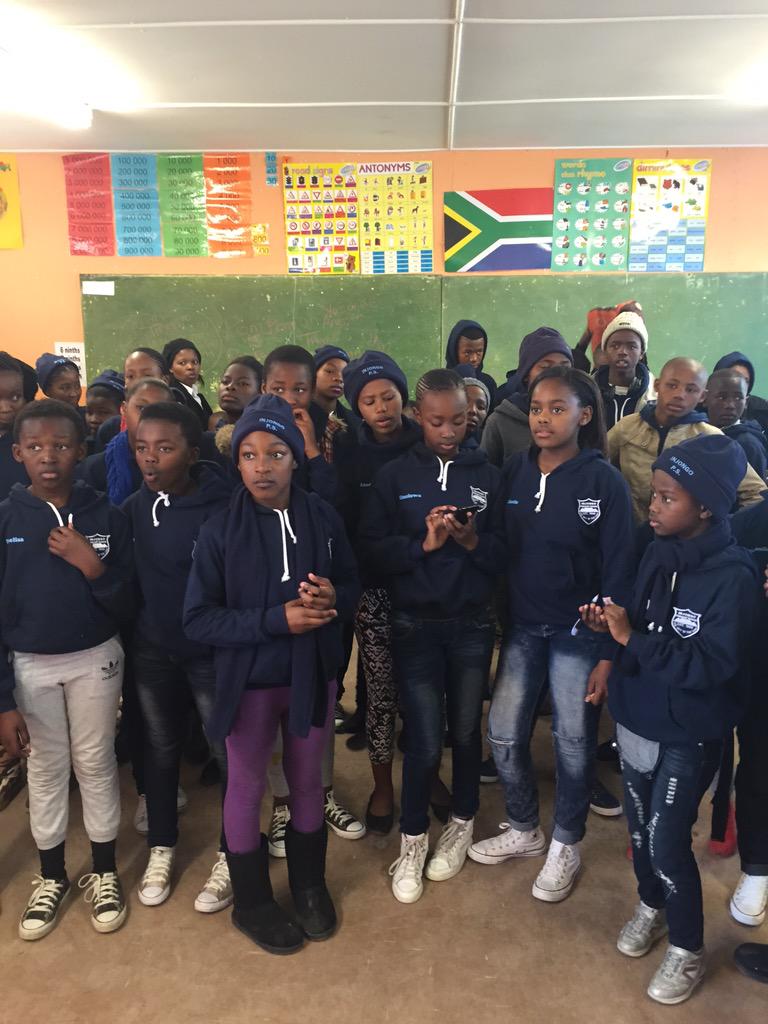 FrancoisLubbe1's tweet photo. Injongo Primary School choir ready to depart to Gauteng to bring 3 trophies to the Western Cape. #SASCE2015 http://t.co/LDjjnoc42z