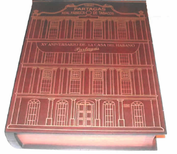 LotsofCharity's tweet photo. Bid on limited edition @Partagas XV Anniversary 2007 Humidor &amp; 24 iconic Habanos: http://t.co/ji4JIs1RUi http://t.co/340CyBuHdy