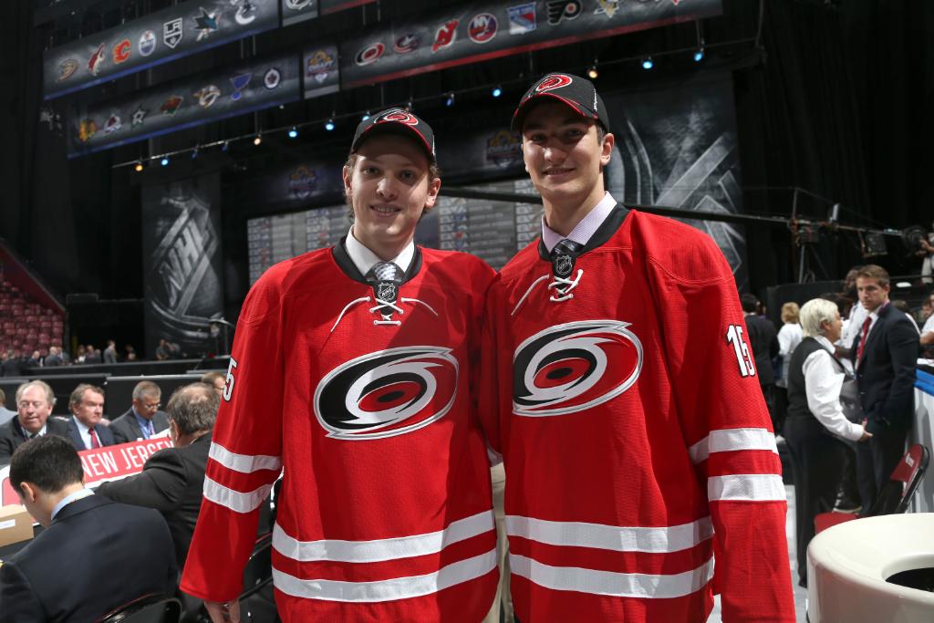 Павел барзай. Нхл надпись. Ushl хоккей драфт. Коннор макдэвид. Rat trick florida panthers.