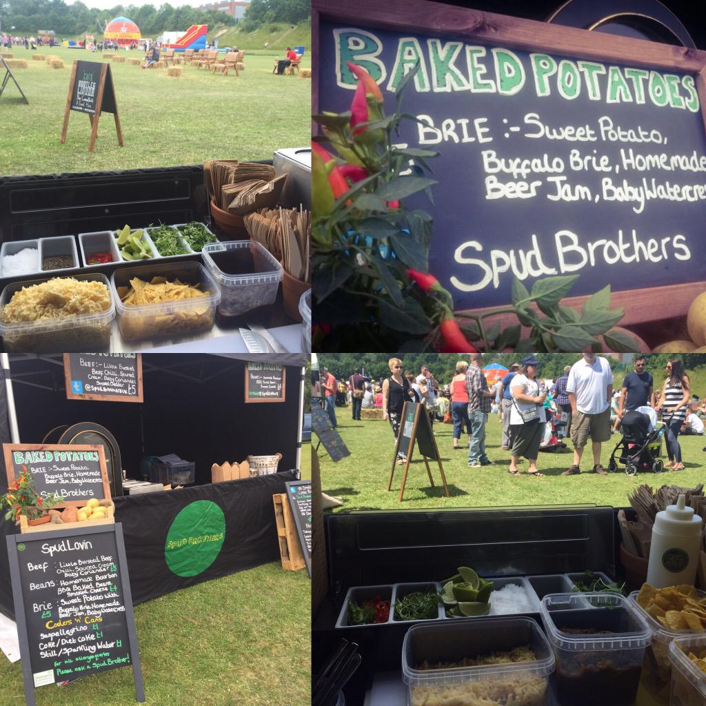 Basingstoke we're ready for day 2 <a href="/CheeseChillFest/">Cheese & Chilli Fest</a> #sundayfunday #spudlovin