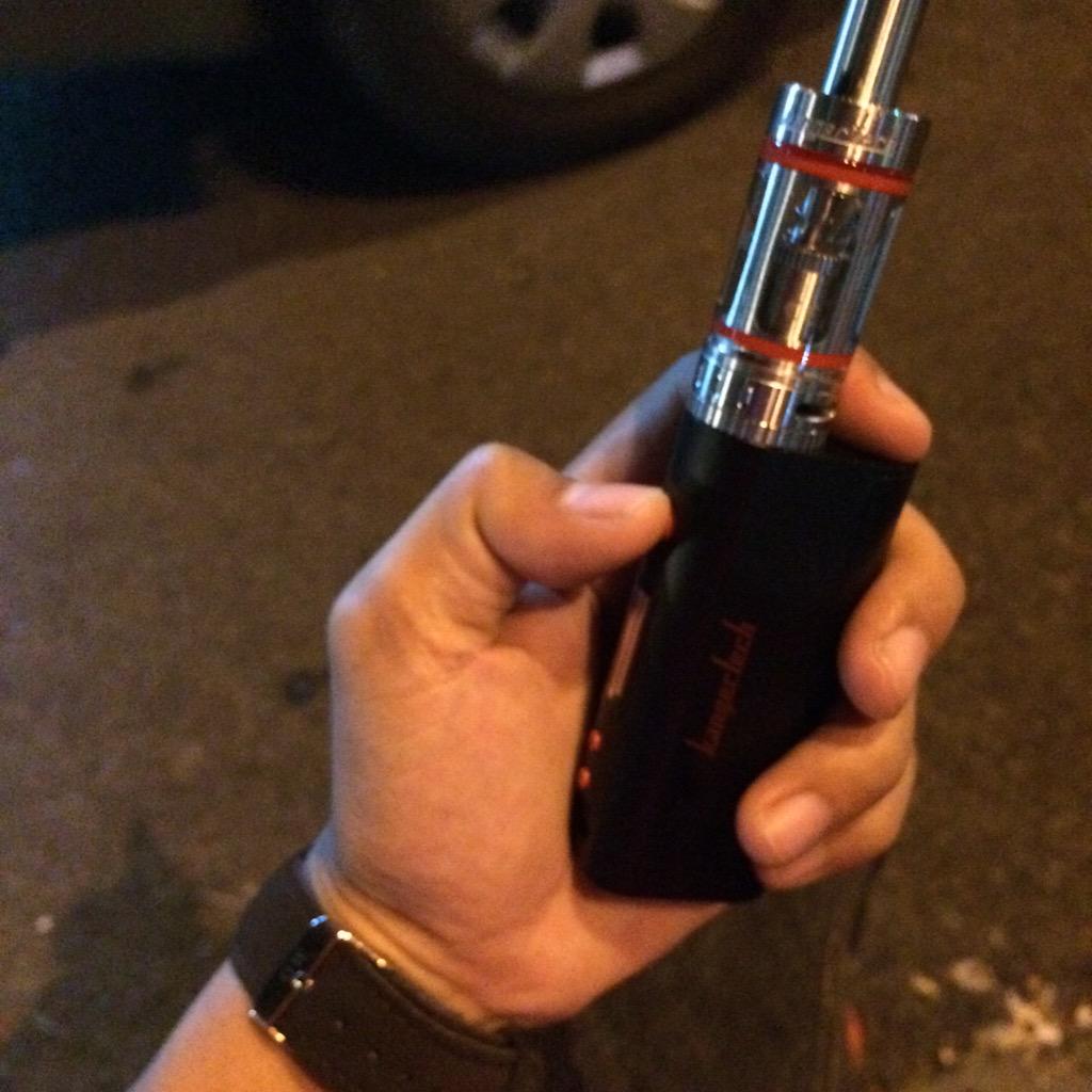 tawautown's tweet image. Mau jugak #VapeOn