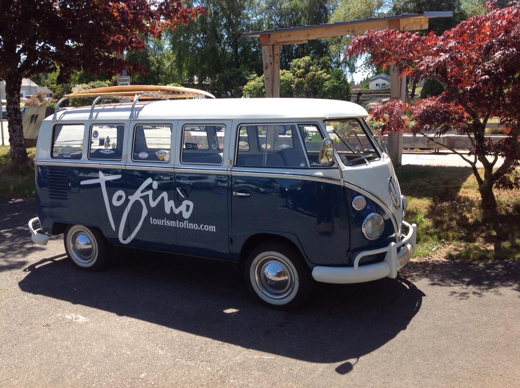 ChesterVan_66's tweet photo. ChesterVan has arrived for the season and will be hanging around downtown tofino every day from 11-4. #tofino http://t.co/BvxqNHBw82
