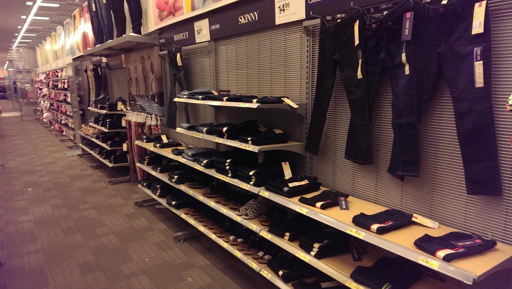 And another one! Ariana is on fire #4x4 mania <a href="/Rosie_Fraire/">Rosie Fraire</a> @MrJohnRitz <a href="/ed_llamas/">Ed Llamas</a> @SLBcaptain86