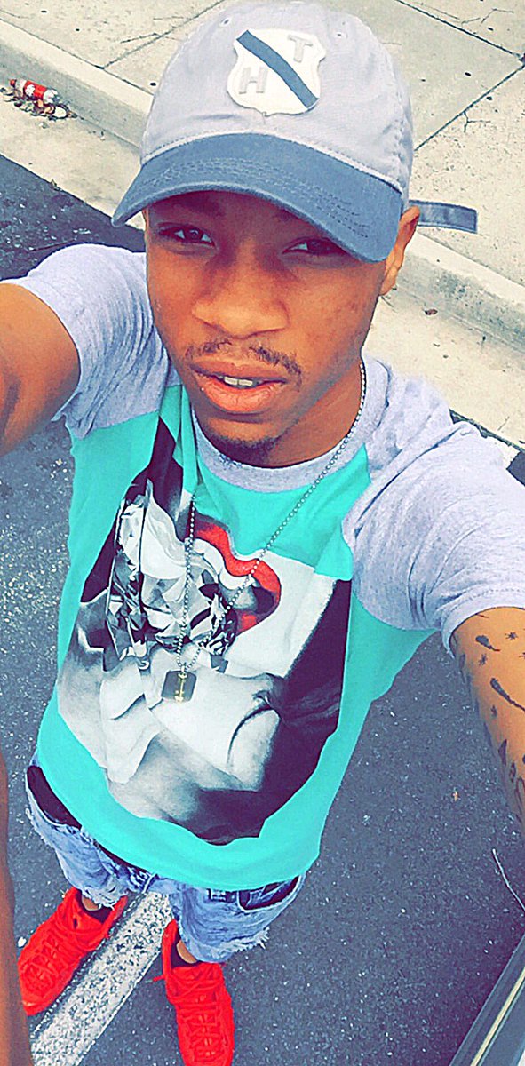 ALLin_Whitted's tweet photo. 🔴💎 http://t.co/P2RppBLFd7