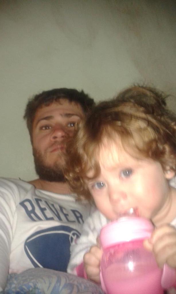 arielmanazza's tweet photo. No me acordaba del twitter buen dia jajaj http://t.co/wpmt6x6wLw