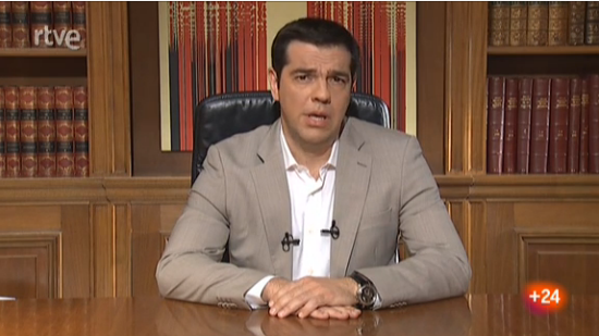 rtvenoticias's tweet photo. #Grecia Tsipras anuncia el cierre temporal de los bancos y medidas de control de capitales http://t.co/zJIFCJla5A http://t.co/6g2ABU6FVf