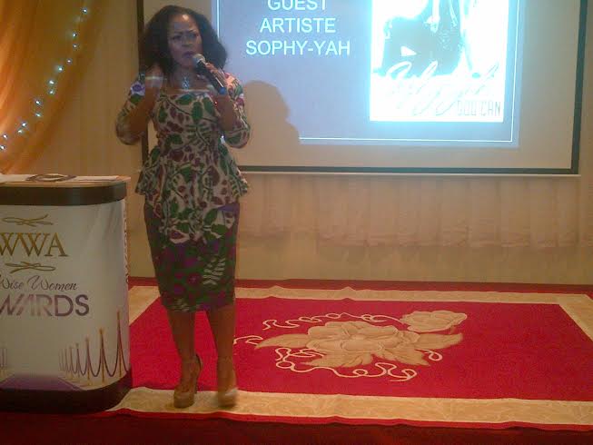 wise_awards's tweet photo. Tinsel star, Shaffy Bello-Akinrimisi speaks and sings at the Wise Women Awards 2015 cc: @PastorMarjorie @milez411 http://t.co/ZeT6iVrqJU