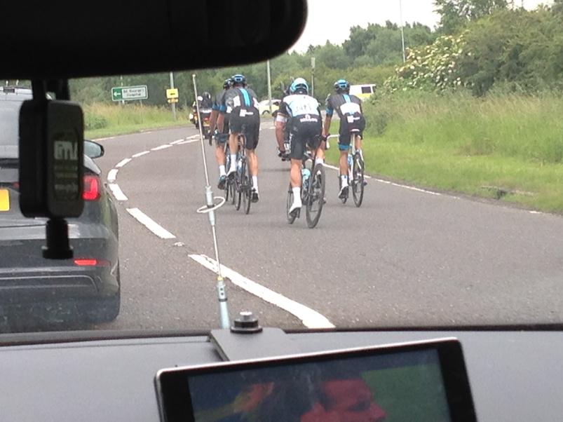 Last lap 4 leaders. Go cav