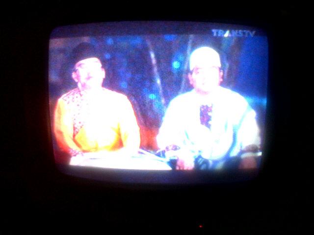 ApertaPutra's tweet photo. @MSInsyaf_ttv 3 kali alhamdulillah 3 maling , bopak maling mangga,ad mling dompet &amp;  perhiasaan #MSInsyaf_ttv http://t.co/nJO2G2GlDr
