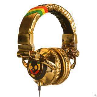 RHAycliffe's tweet photo. The man with the golden headphones D.J. Big H is on from 5pm till 10pm tonight so come on down and enjoy your Sunday! http://t.co/hyb9JyPEBe